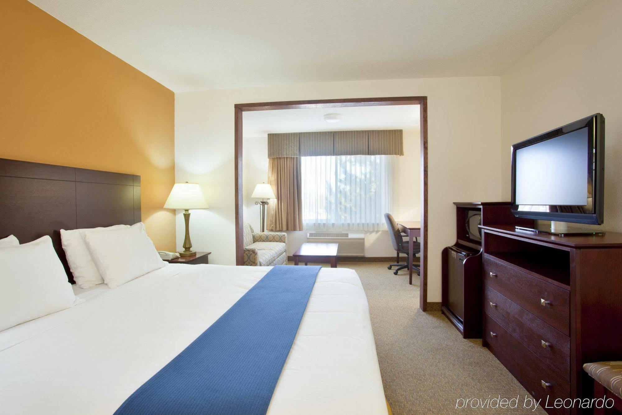Holiday Inn Express Chicago Northwest-Vernon Hills By Ihg Habitación foto